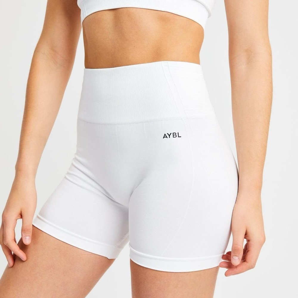 AYBL balance v2 seamless shorts white